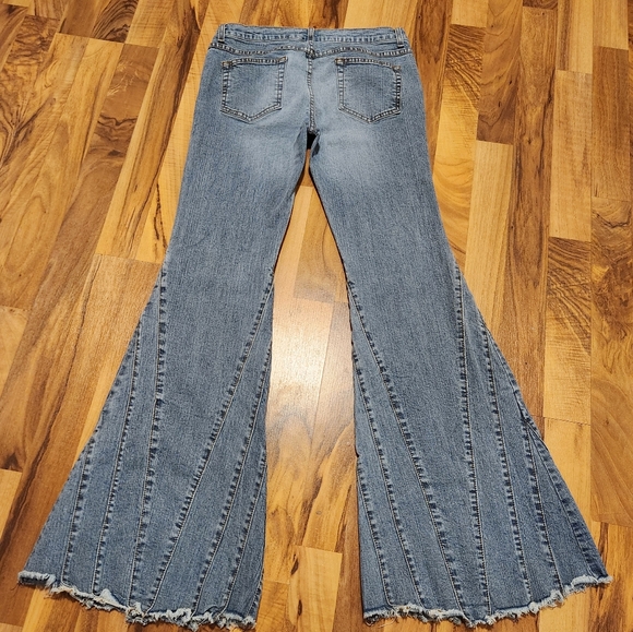 Y2K pitaya super flare bell bottom jeans - Picture 5 of 5